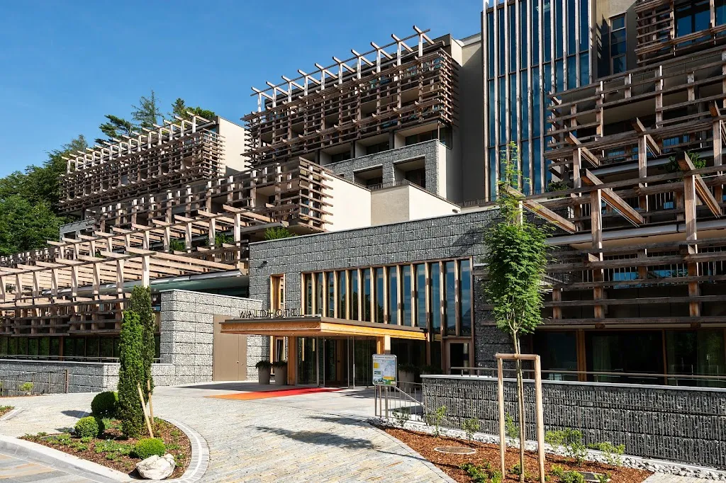 Dermatologie & Venerologie_Bürgenstock_slider_image_1