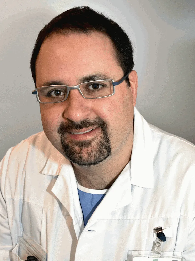 Dr méd. Christos Ikonomidis médecin à Cousset