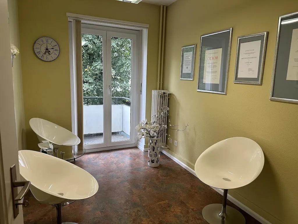 Gastroenterologie Praxis Olten Dr. med. Wojtek Bielecki_Winznau_slider_image_2
