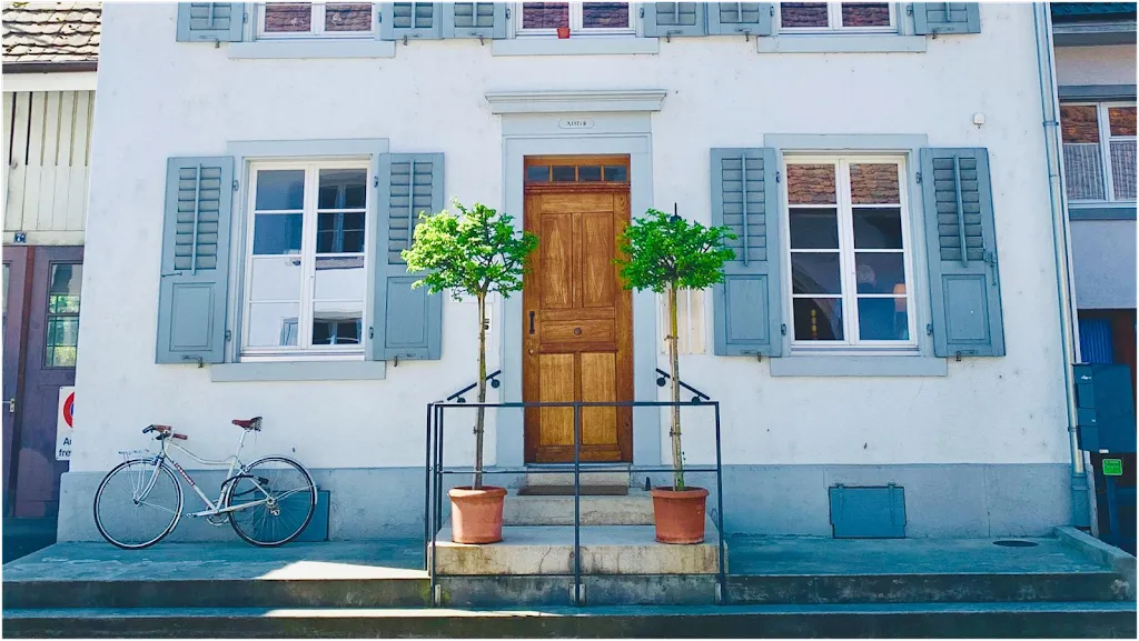 Praxisklinik Kreyden Medizinische & Ästhetische Dermatologie_Muttenz_slider_image_1