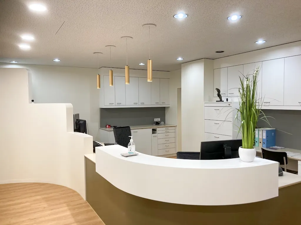 City Dermatologie Schaffhausen | Dr. Susanne Gleissner | Praxis für Haut & Haar_Schaffhausen_slider_image_1