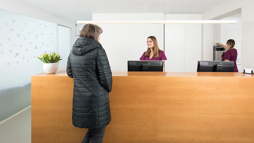 Arztpraxis im Spatzenhof | Dr. med. Annett Ehrentraut_Freidorf TG_slider_image_1