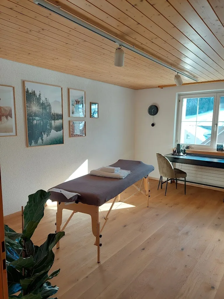 Naturheilpraxis Natalie Zähnler_Wildhaus_slider_image_1