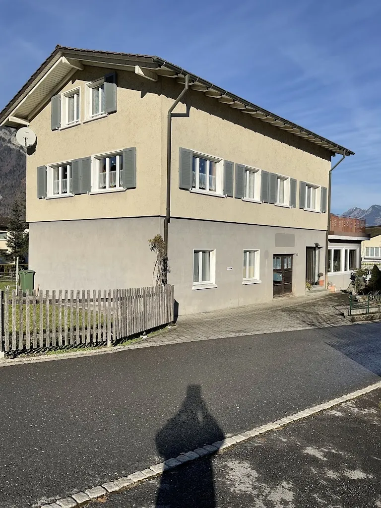 PizolCare Praxis Sargans doctor en Mädris-Vermol