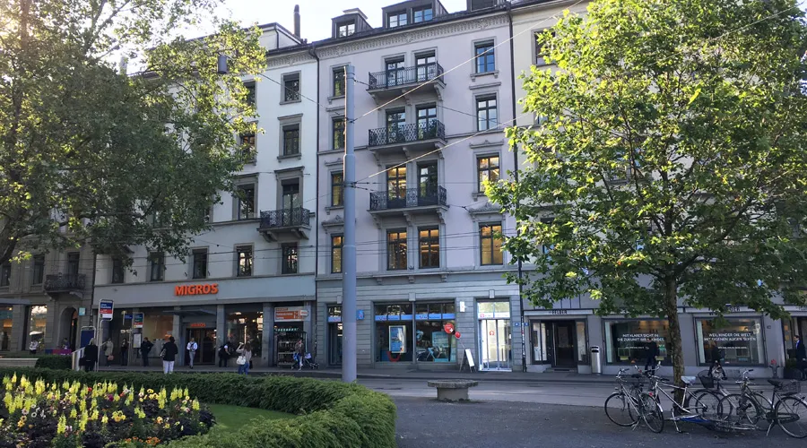 Arzthaus Zürich Stadelhofen médecin à Camuns