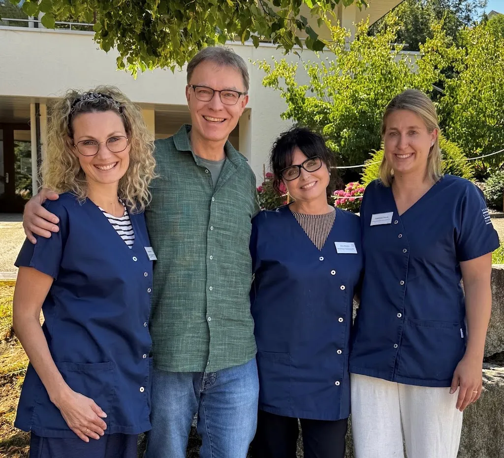 Praxis Gruppe Teufenthal doctor en Hirschthal