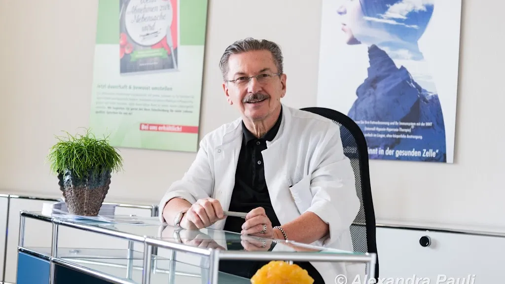 Dr. med. Claudio Lorenzet
