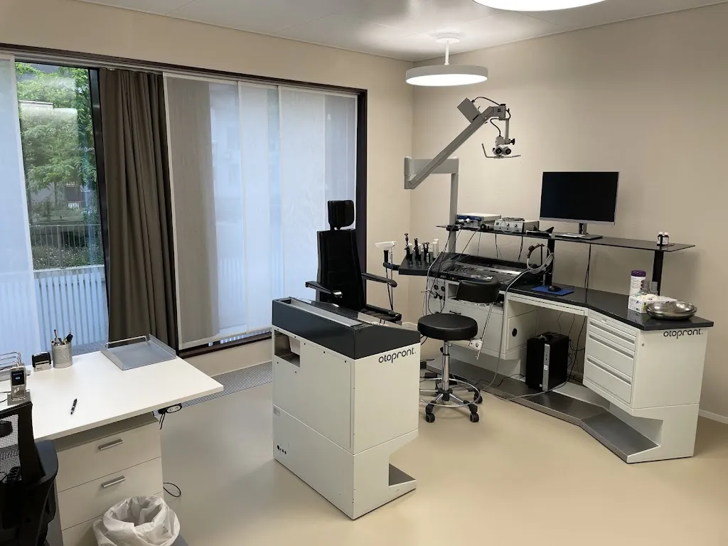 HNO-Zentrum Frauenfeld, Dr. med. Hermann Glarner, Dr. med. Baktash Aqtashi, Dr. med. Thomas Bischoff_Frauenfeld_slider_image_2