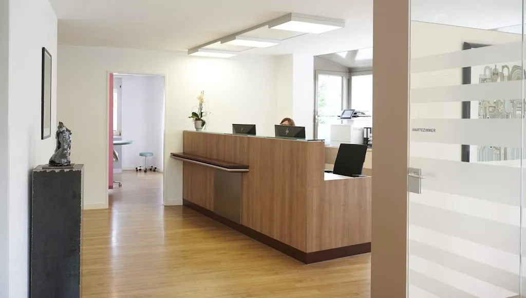 Urologie Frauenfeld / Urohealth – Dr. med. Anja Sauck_Frauenfeld_slider_immagine_2