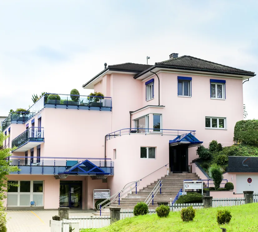 Ärztezentrum am Weinberg doctor in Altishausen