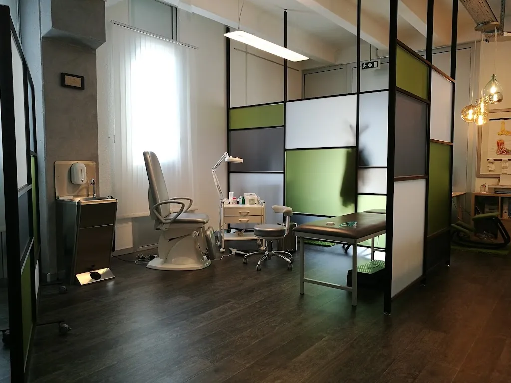 OFFICINA DEL PIEDE, Studio Podologia di Lenni Villena_Grancia_slider_bild_1