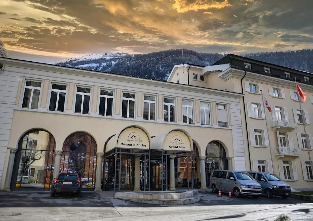 Thermalhotels and Walliser Alpentherme & SPA Leukerbad