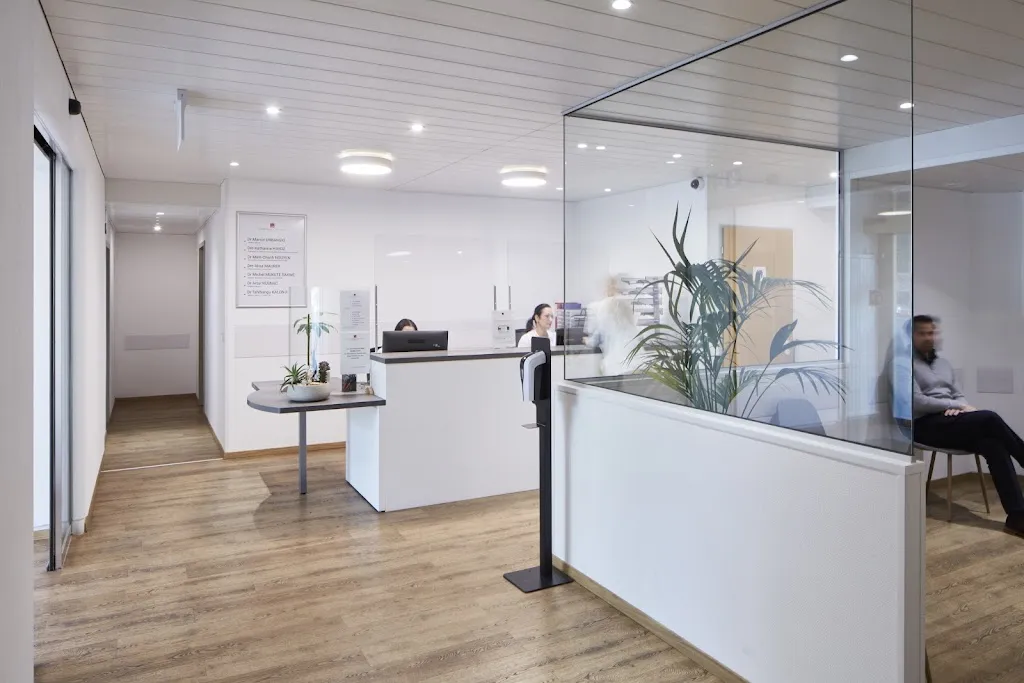 CMY Medical Center Yverdon SA_Epautheyres_slider_image_1