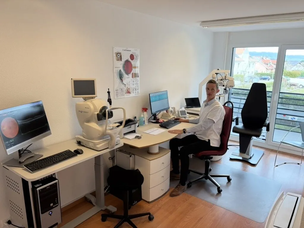 Dr Varsori, FMH Ophtalmologie
