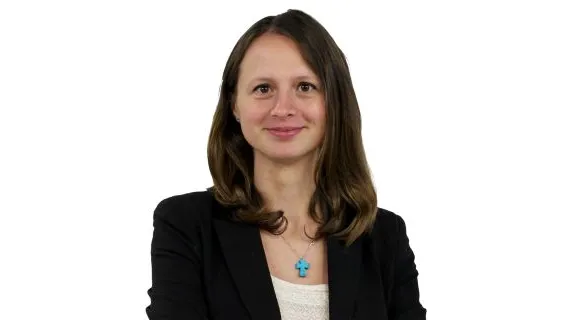 Dr. Ionela Halke doctor en Savannah, Tennessee