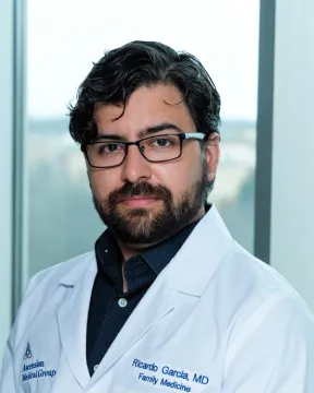Ricardo Garcia, Jr., MD doctor in Burnet County, Texas