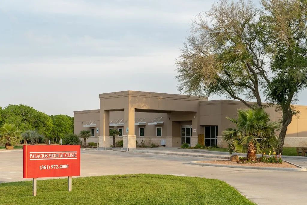 Palacios Medical Clinic: Family Medicine_Palacios, Texas_slider_bild_1
