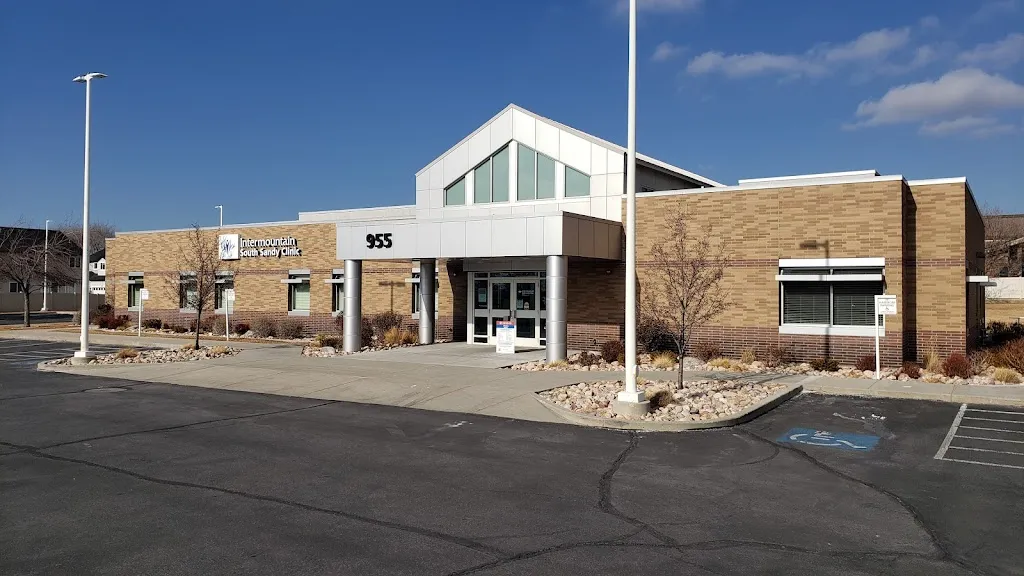 Intermountain Health South Sandy Clinic_Sandy, Utah_slider_imagen_2