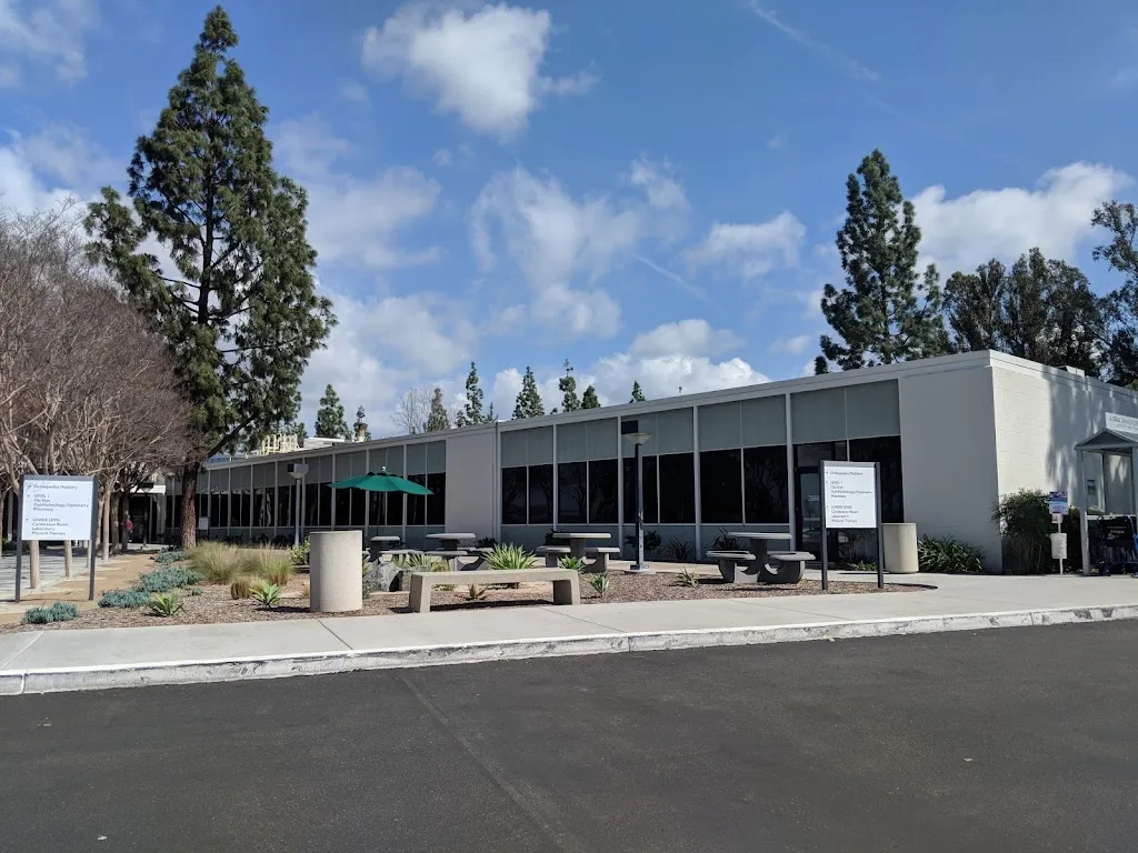 Kaiser Permanente El Cajon Medical Offices_Bostonia, California_slider_imagen_1