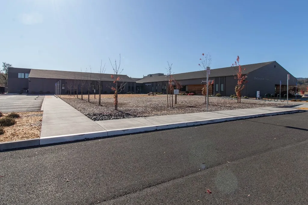 Adventist Health Redwood Medical Clinic_Brooktrails, California_slider_image_2