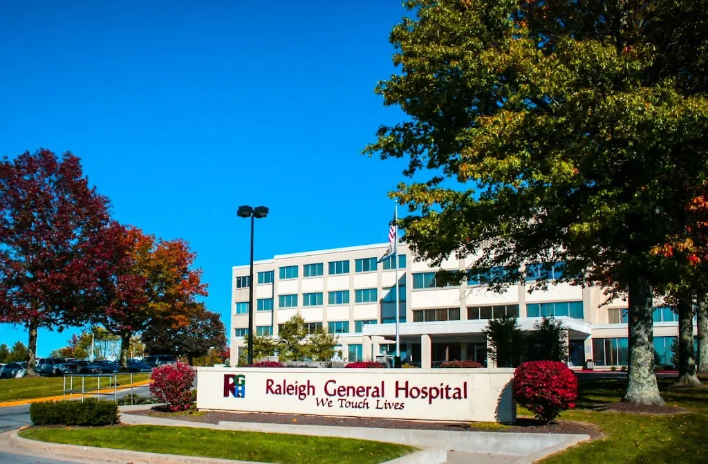 Raleigh General Hospital_Raleigh County, West Virginia_slider_bild_2