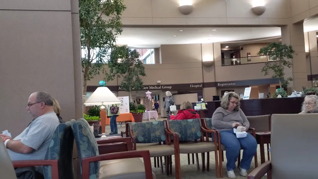 Aurora Medical Center - Kenosha_Kenosha, Wisconsin_slider_image_1