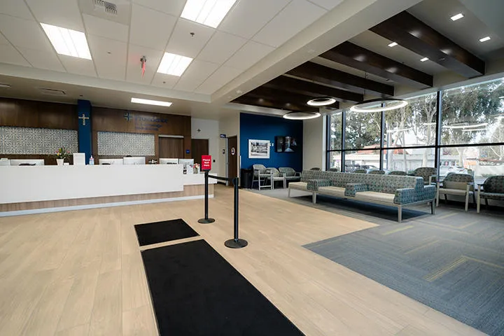St. Jude Heritage Medical Group - La Habra_La Habra Heights, California_slider_bild_2