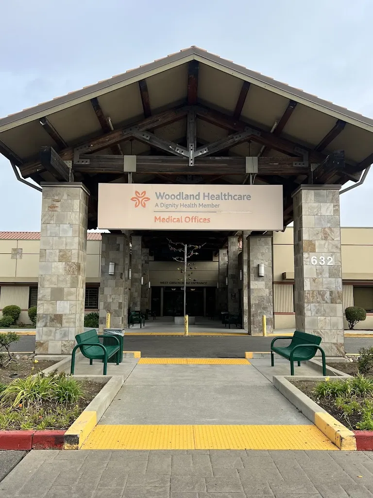 Ivan Martinez_Woodland Healthcare Foundation_Monument Hills, California_reseña