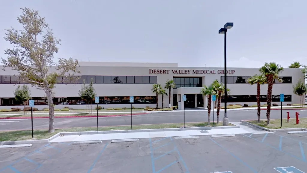 Desert Valley Medical Group_Mountain View Acres, California_slider_imagen_1