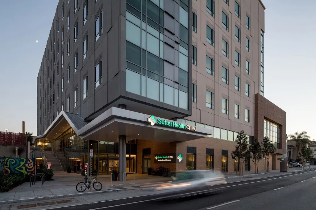 CPMC Mission Bernal Campus & Orthopedic Institute medico a Noe Valley, California