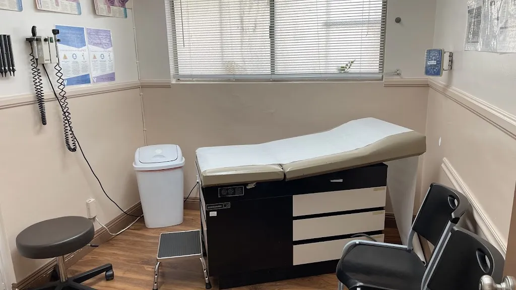 Perris Valley Clinica Familiar_Perris, California_slider_immagine_1