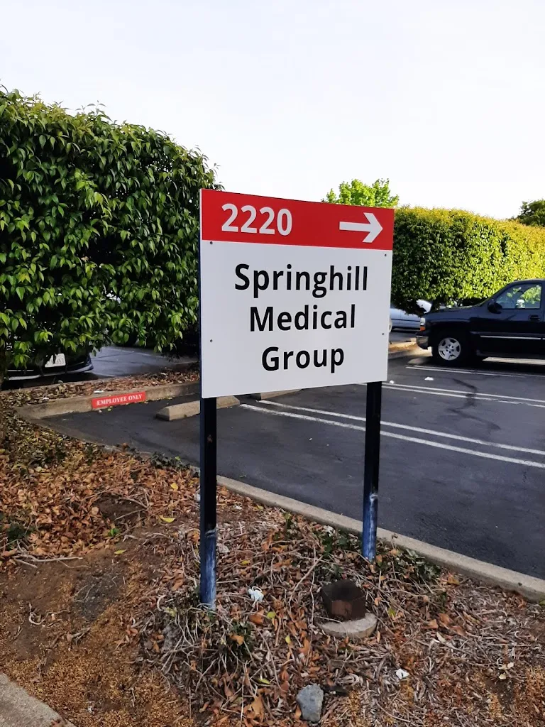 Springhill Medical Group medico a Pittsburg, California