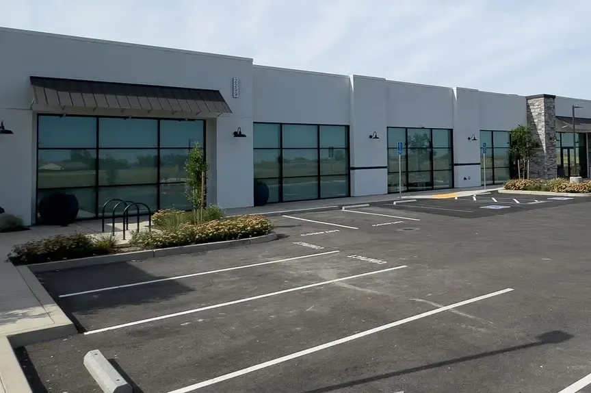 Leon Nguyen, D.O. doctor en Plumas Lake, California