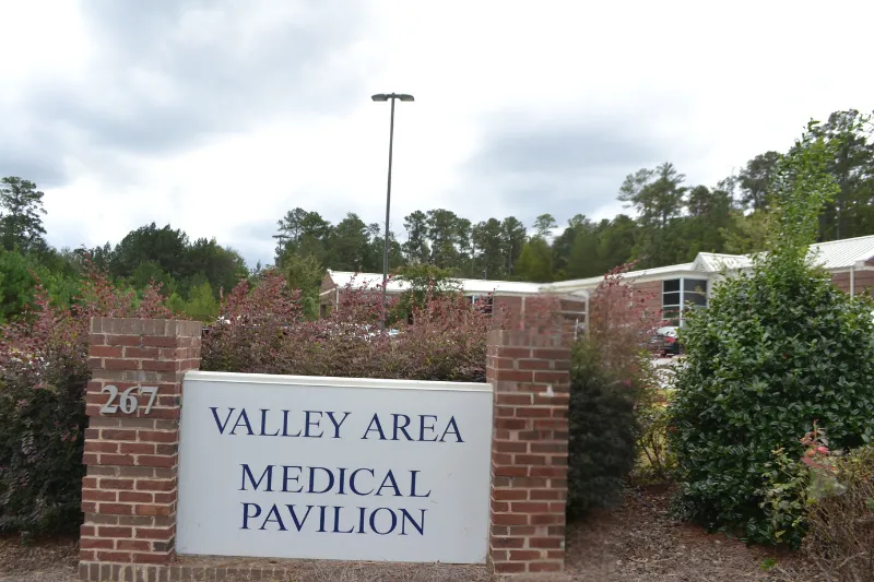 Valley Area Primary Care Arzt in Lanett, Alabama