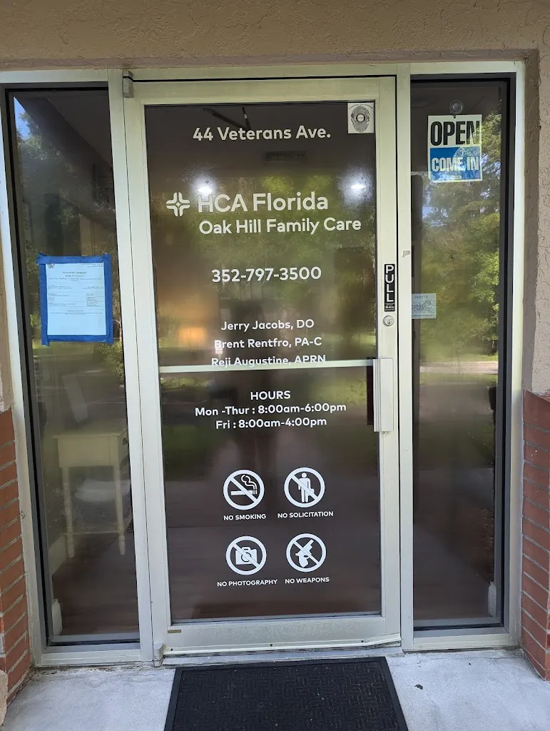 HCA Florida Oak Hill Family Care - Veterans_Brooksville, Florida_slider_imagen_2