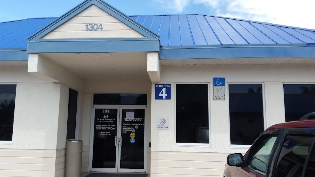 Physicians' Primary Care of SWFL - Family Practice_Cape Coral, Florida_slider_bild_1