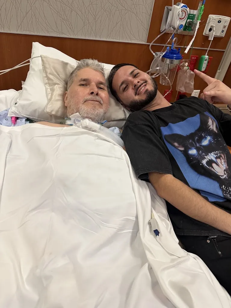 Derek Lopez_Sanitas Medical Center_Country Walk, Florida_avis