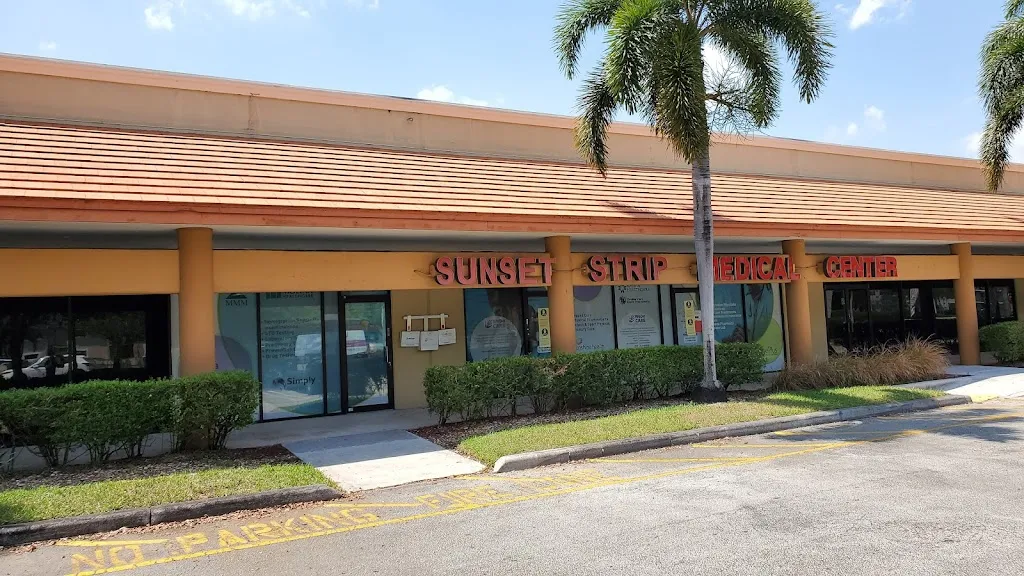 Sunset Strip Medical Center dba MD Healthcare Sunrise_Sunset, Florida_slider_bild_1
