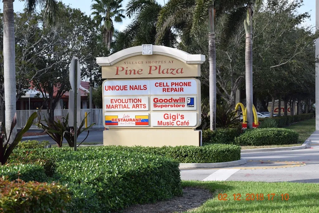 Sunset Strip Medical Center dba MD Healthcare Sunrise_Sunset, Florida_slider_bild_2