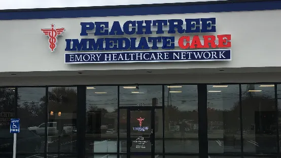 Peachtree Immediate Care - Morrow medico a Morrow, Georgia