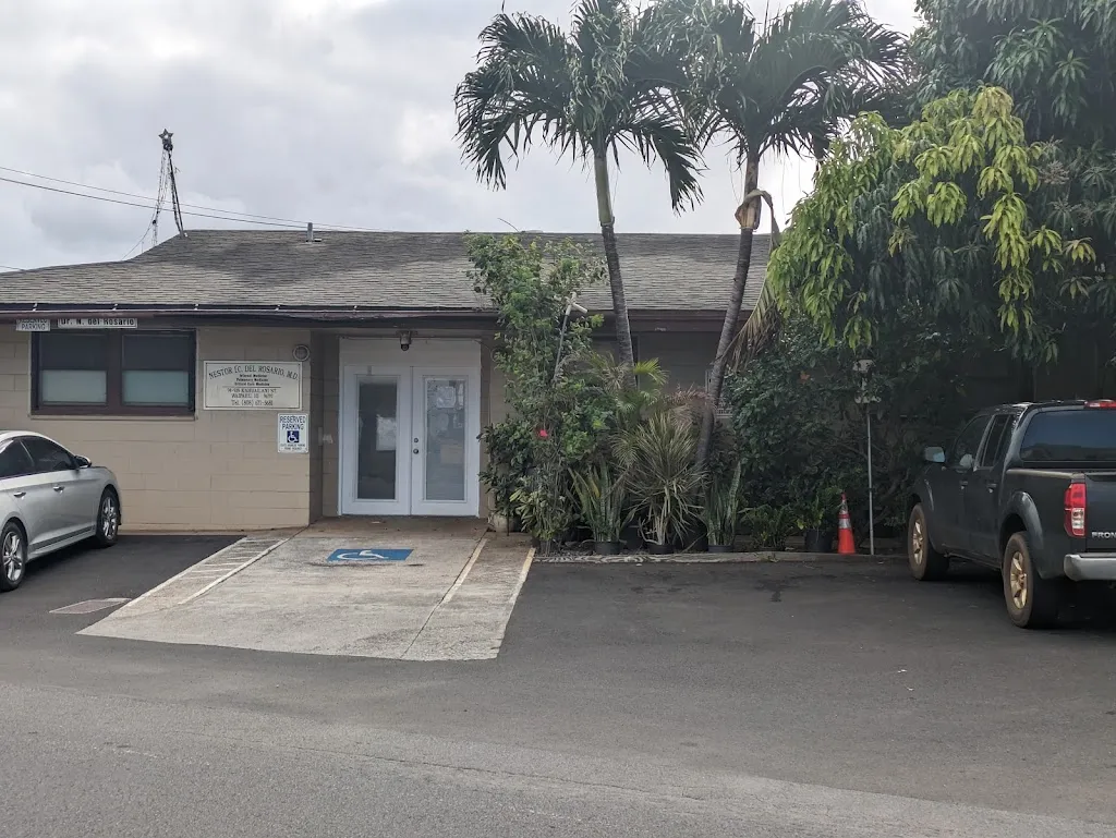 Del Rosario Medical Clinic doctor en Waipahu, Hawaii