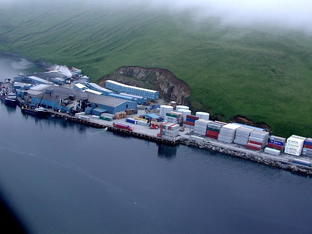 Trident Seafoods Corporation medico a Akutan, Alaska