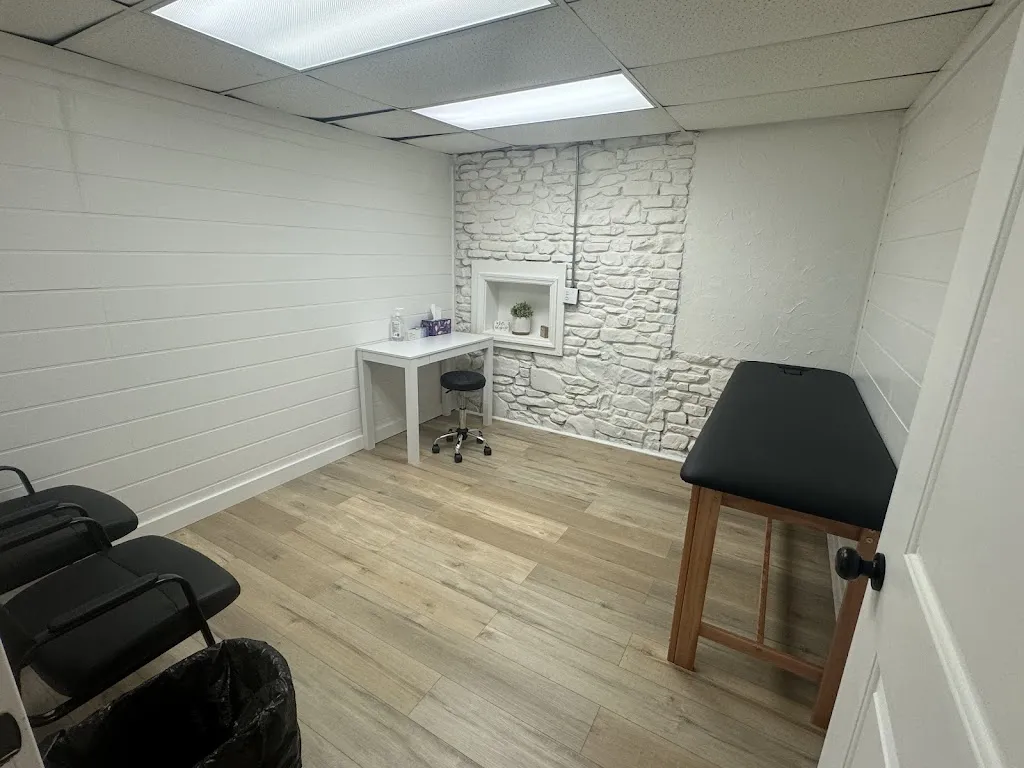 Carter Walk-In Clinic_Carter County, Kentucky_slider_image_1