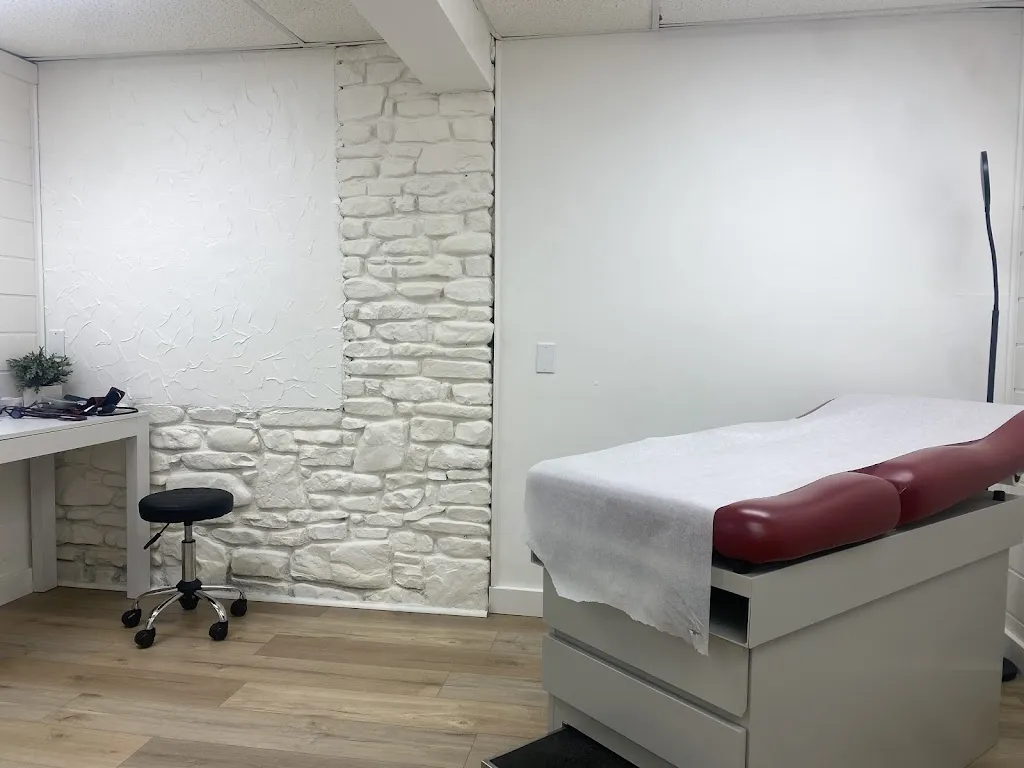 Carter Walk-In Clinic_Carter County, Kentucky_slider_image_2