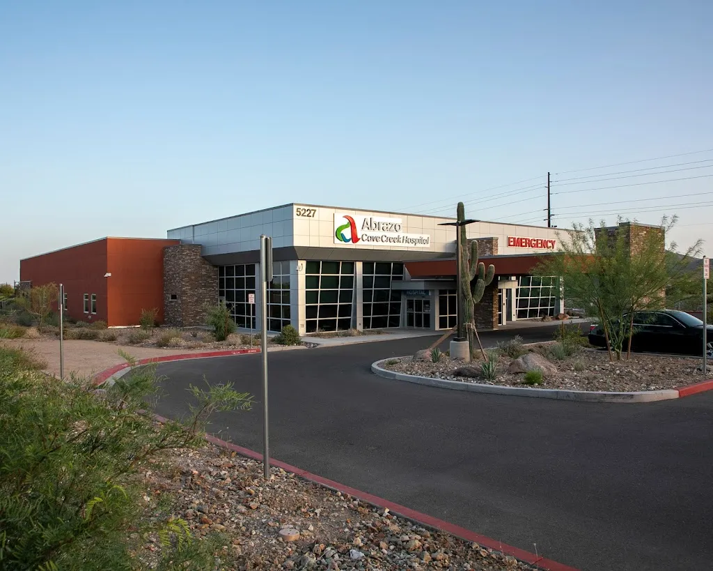 Abrazo Cave Creek Emergency Center doctor en Cave Creek, Arizona