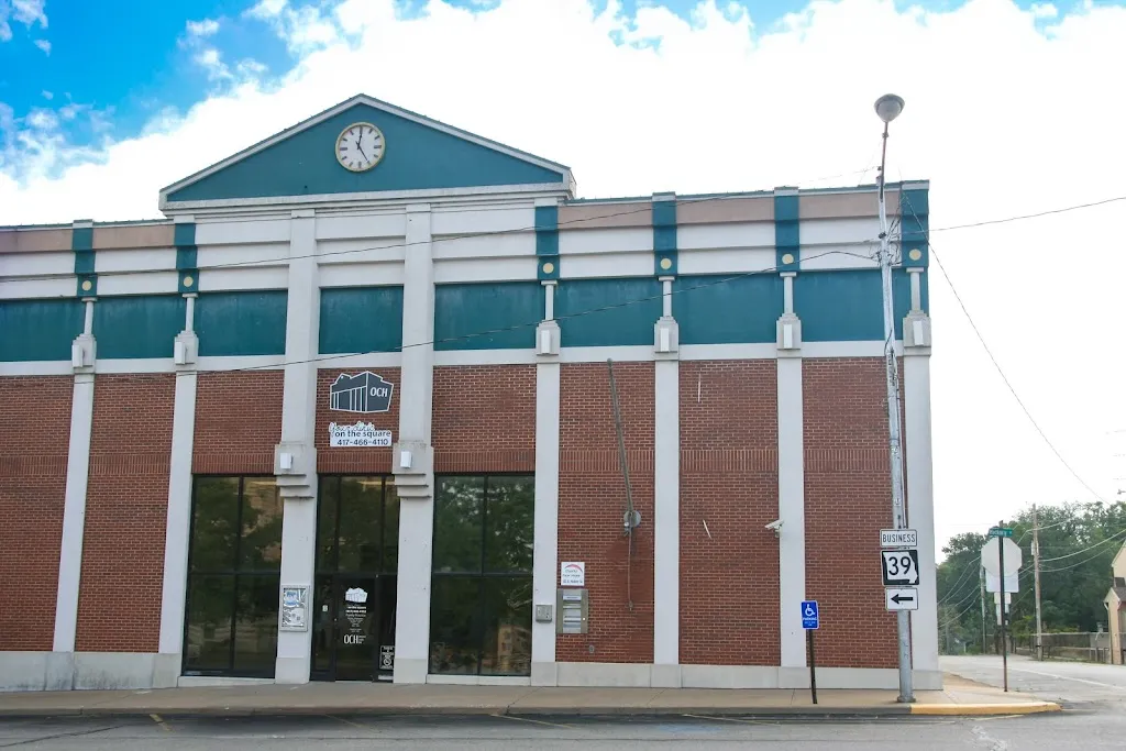 Your Clinic on the Square! (OCH Lawrence County Clinic) doctor in Lawrence County, Missouri