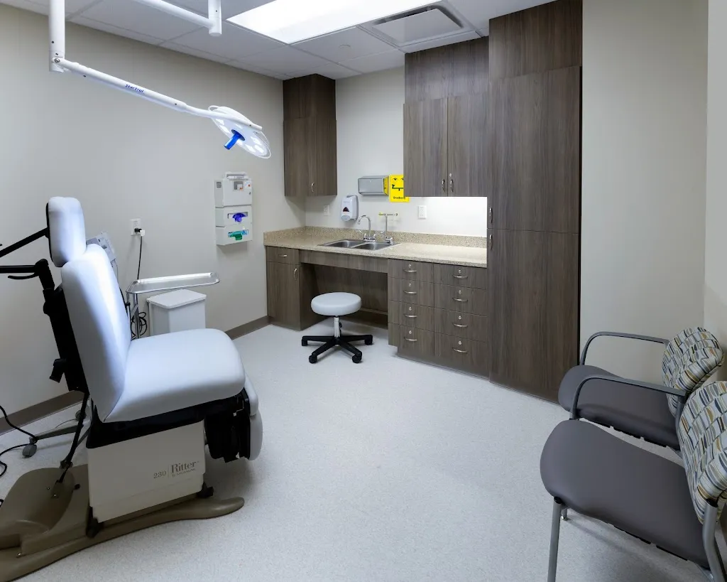 CMH Willard Medical Center and Walk-In Clinic_Willard, Missouri_slider_imagen_3
