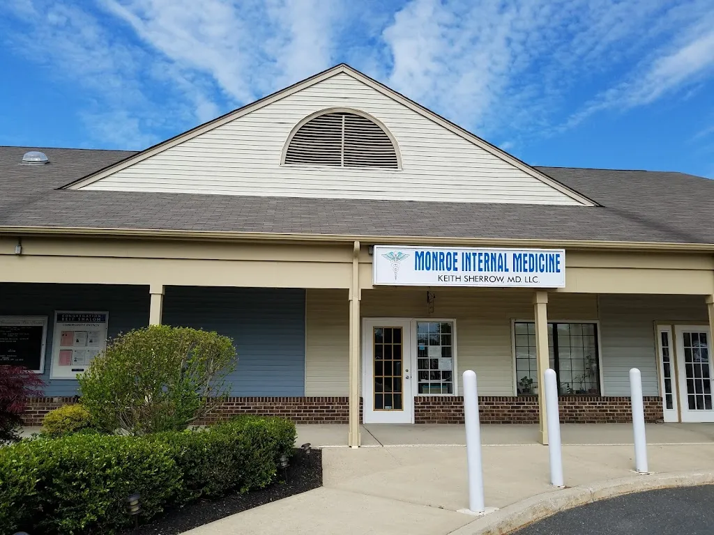 Monroe Internal Medicine doctor en Whittingham, New Jersey