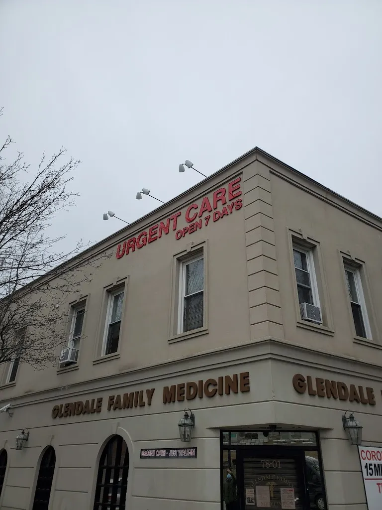 Glendale Family Medicine & Urgent Care_Glendale, New York_slider_bild_3