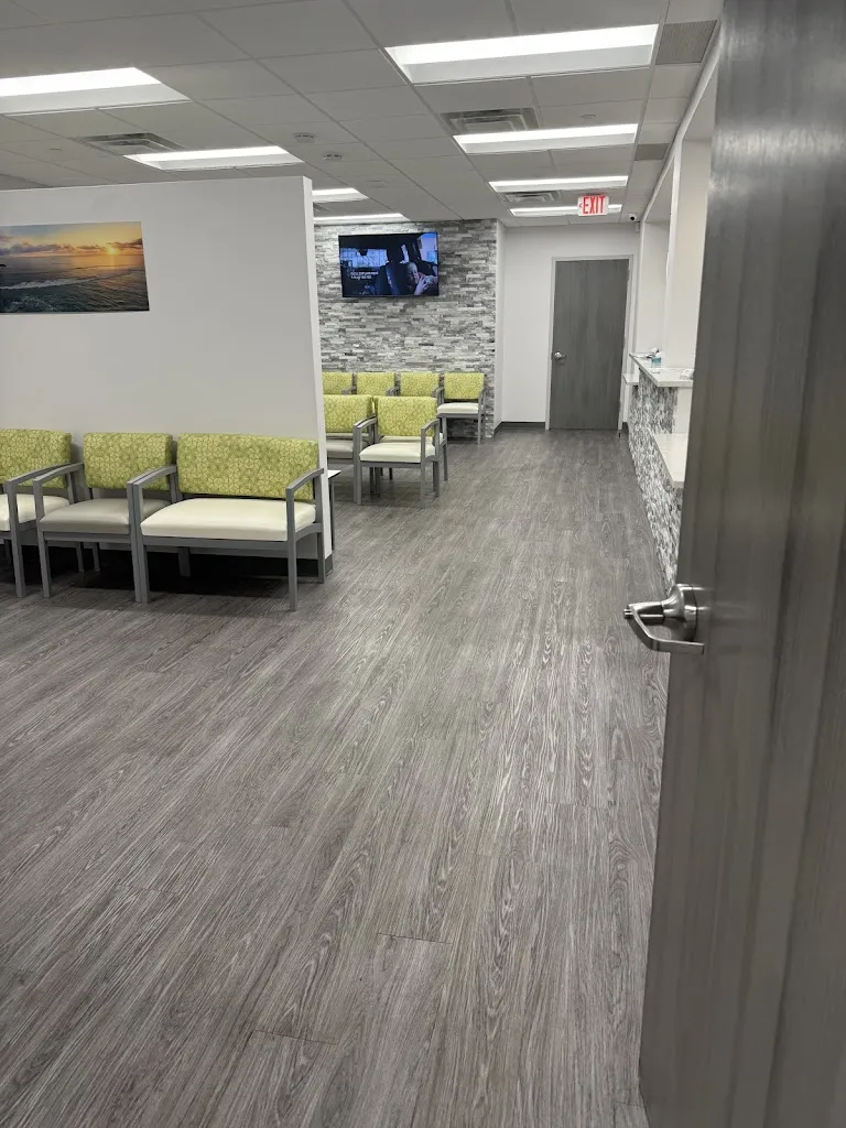 Kat Luna_Northeast Primary Care Melville, NY_Melville, New York_reseña